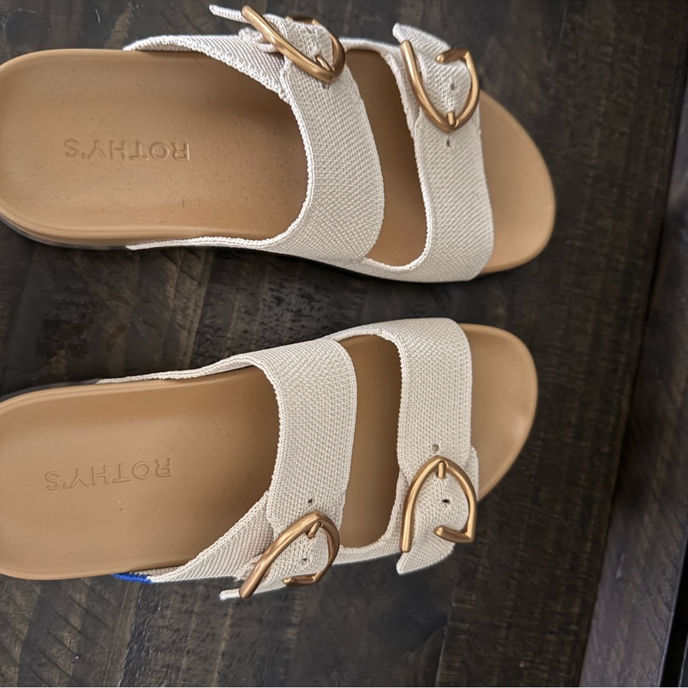 NWT Rothy's Tan Sandals with Gold Accents